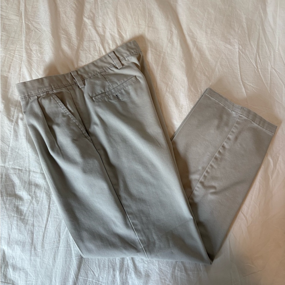 Dockers Men's Beige Pleated Classic Fit Cotton chino Dress Pants Straight 34x32